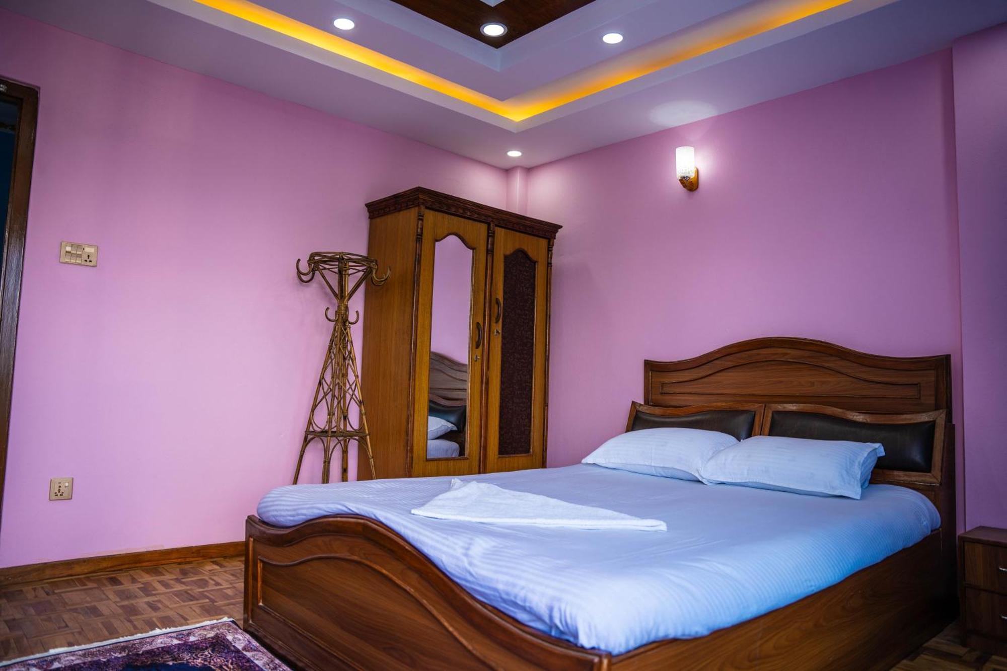 Homestay Book Now Κατμαντού Εξωτερικό φωτογραφία